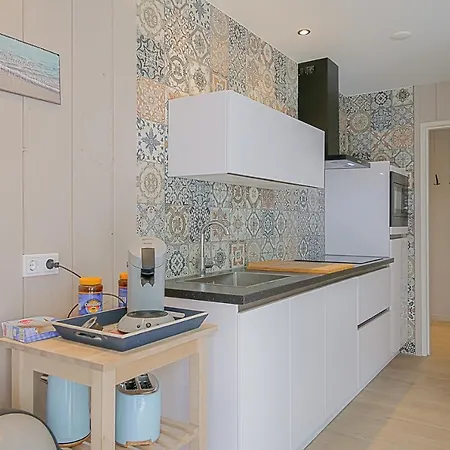 Vicky - Aan Zee יוליאנאדורפ