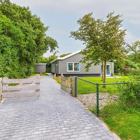 Vicky - Aan Zee Feriehus *
